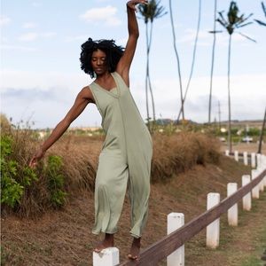 IMBŌDHI Juniper jumpsuit SAGE 🌿